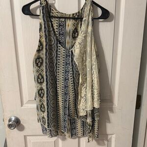 Patterned Sleeveless Top with Lace Detail